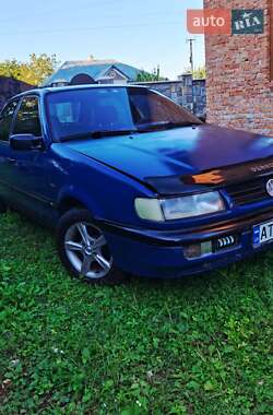 Седан Volkswagen Passat 1996 в Хотине