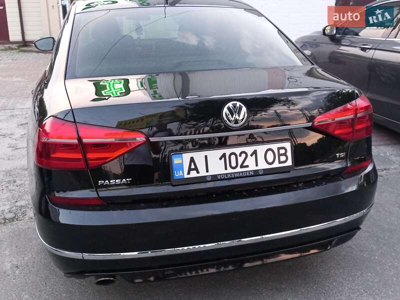 Седан Volkswagen Passat 2016 в Киеве