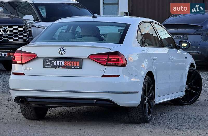 Седан Volkswagen Passat 2018 в Харькове