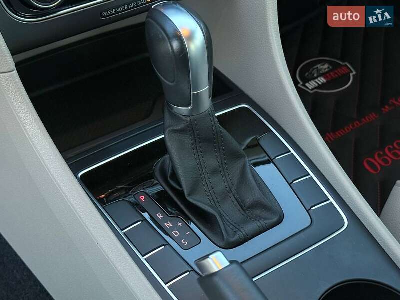 Седан Volkswagen Passat 2018 в Харькове