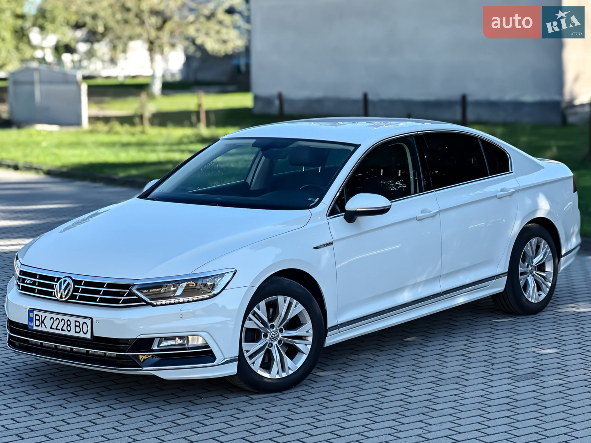 2016 Volkswagen Passat - мініатюра 9