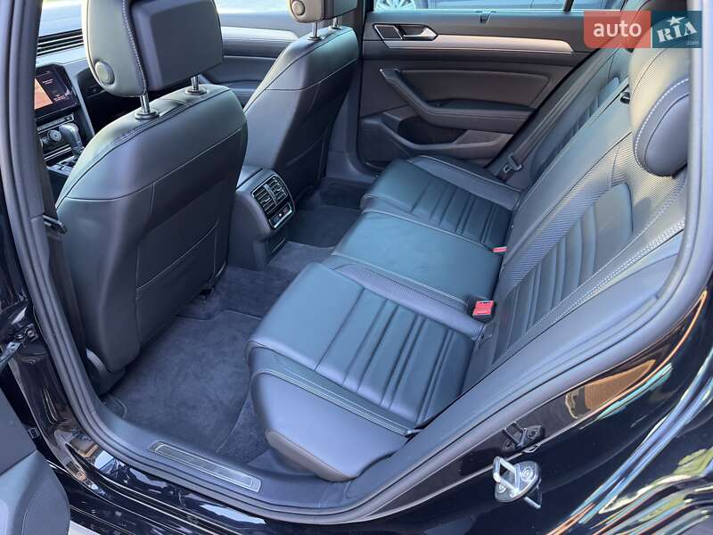 Универсал Volkswagen Passat 2019 в Луцке