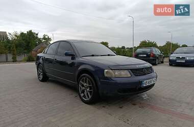 Седан Volkswagen Passat 1997 в Жмеринке