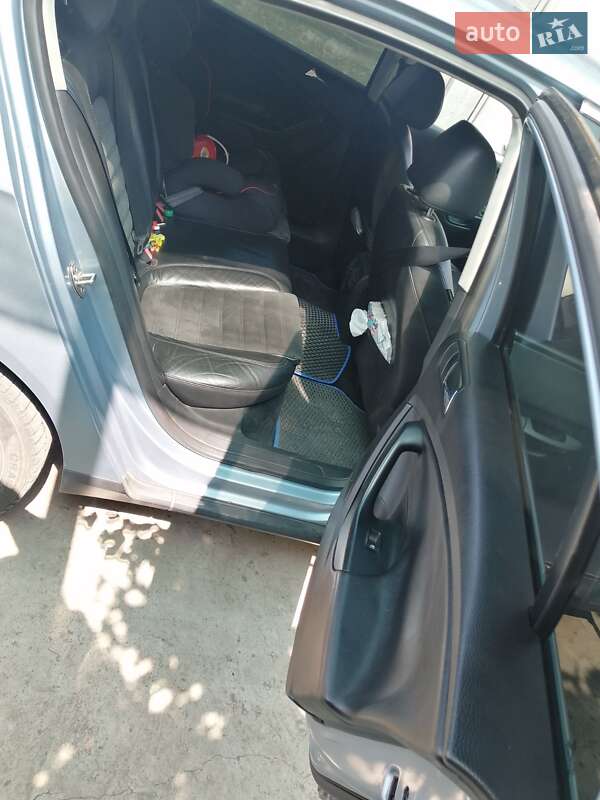 Седан Volkswagen Passat 2007 в Запоріжжі