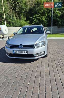 Універсал Volkswagen Passat 2011 в 