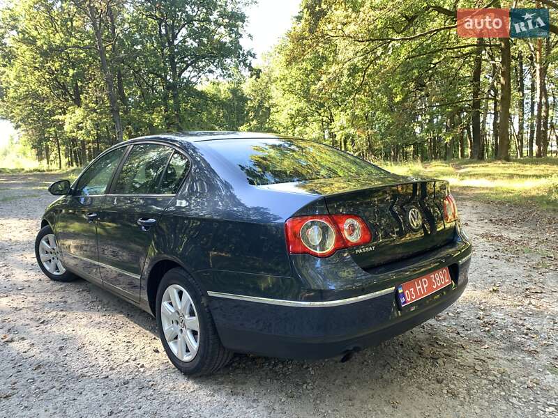 Седан Volkswagen Passat 2008 в Киверцах