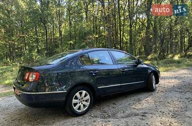 Седан Volkswagen Passat 2008 в 