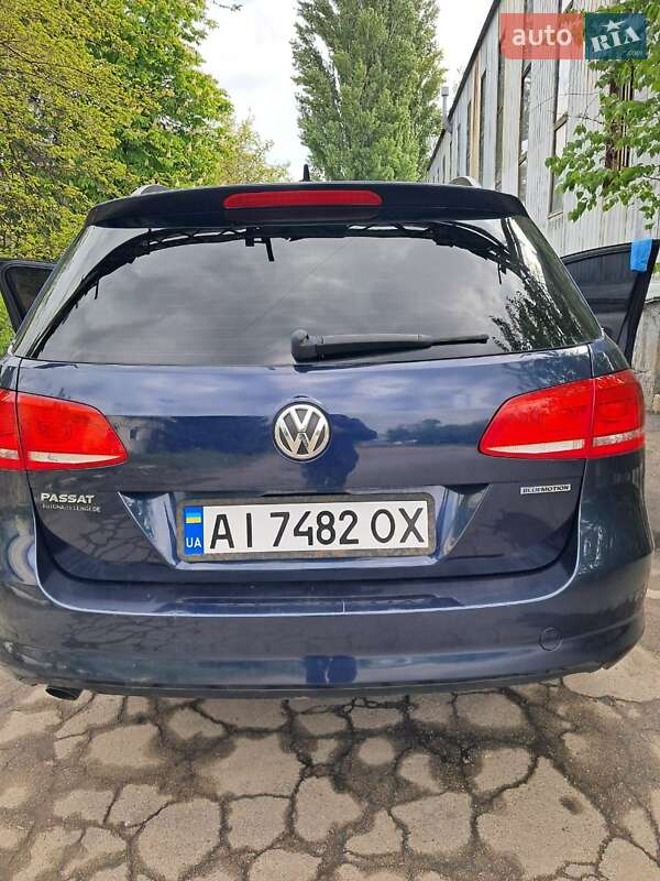 Универсал Volkswagen Passat 2012 в Киеве
