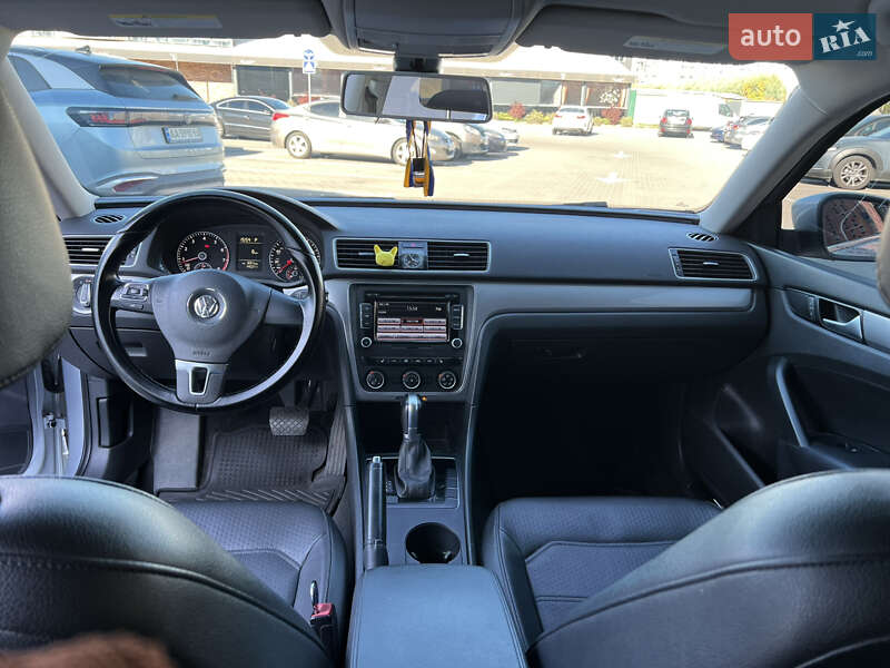 Седан Volkswagen Passat 2015 в Боярке