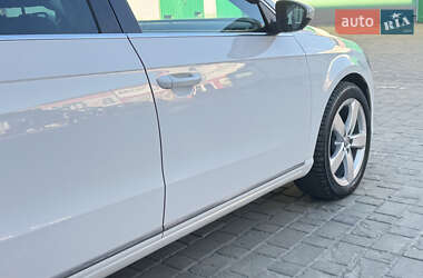 Универсал Volkswagen Passat 2011 в 