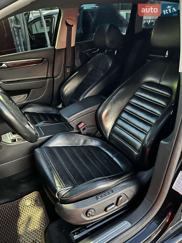 Универсал Volkswagen Passat 2011 в Косове