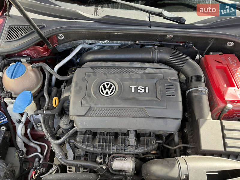 Седан Volkswagen Passat 2015 в Києві