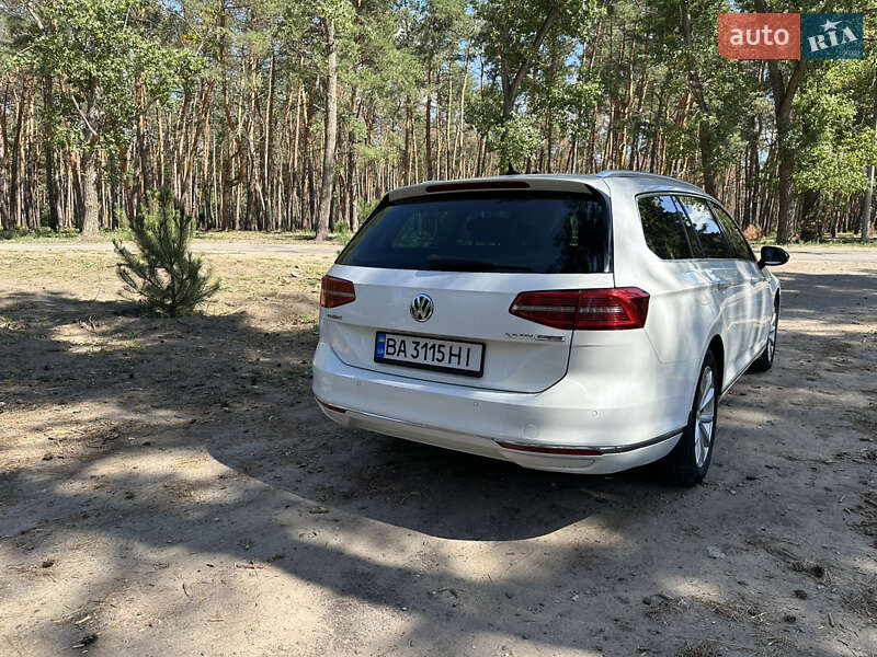 Універсал Volkswagen Passat 2015 в Кропивницькому