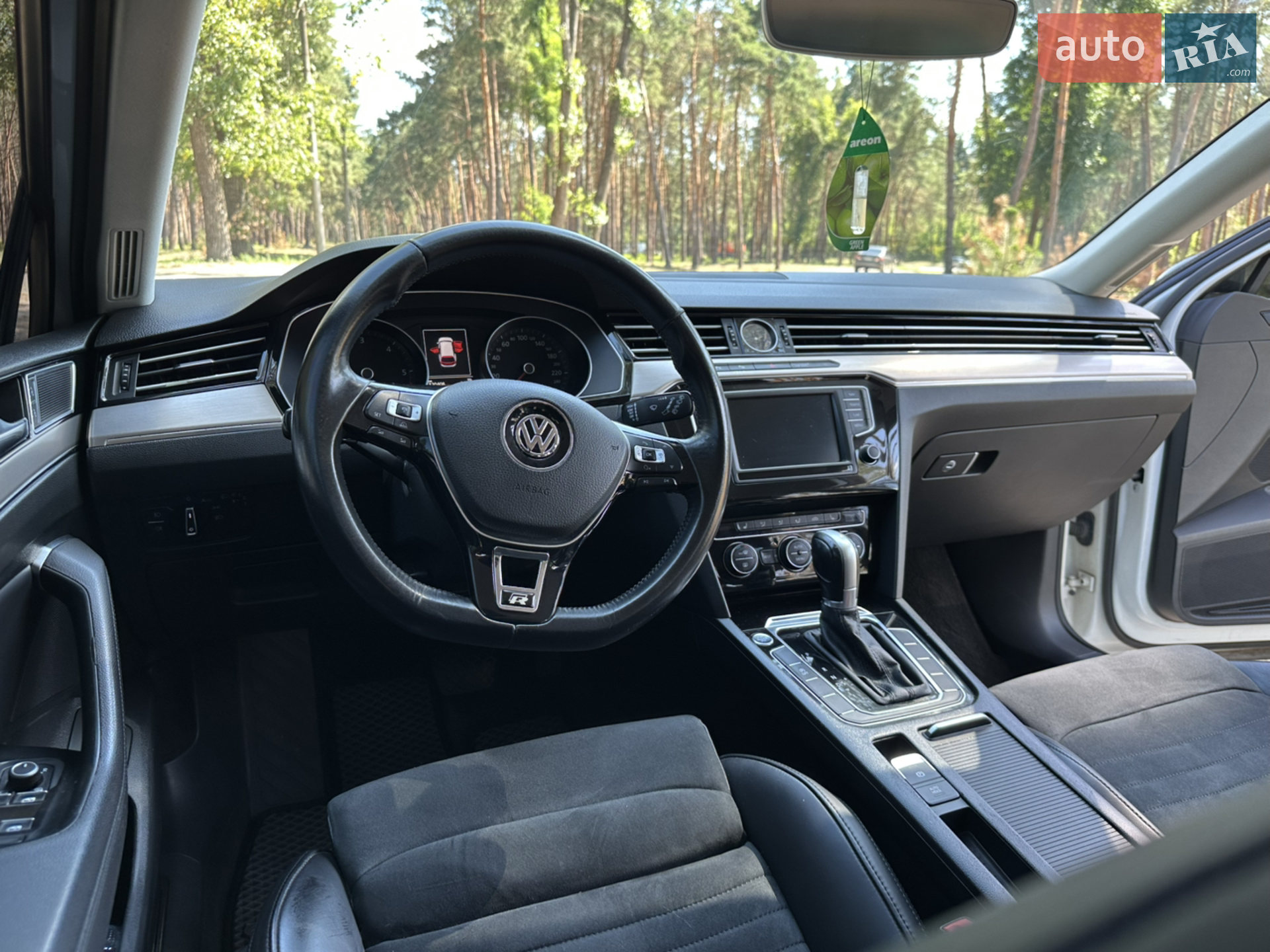 2015 Volkswagen Passat - мініатюра 18
