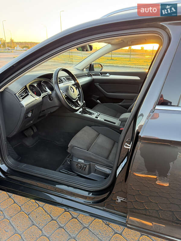 Универсал Volkswagen Passat 2018 в Радивилове