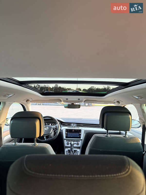 Универсал Volkswagen Passat 2018 в Радивилове