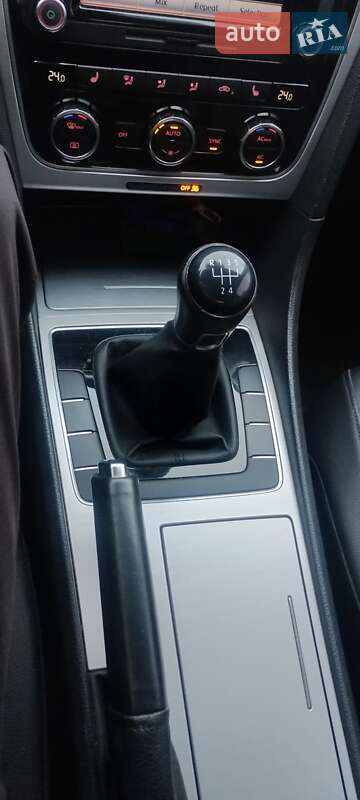 Седан Volkswagen Passat 2011 в Ужгороде фото 6 Седан Volkswagen Passat 2011 в Ужгороде