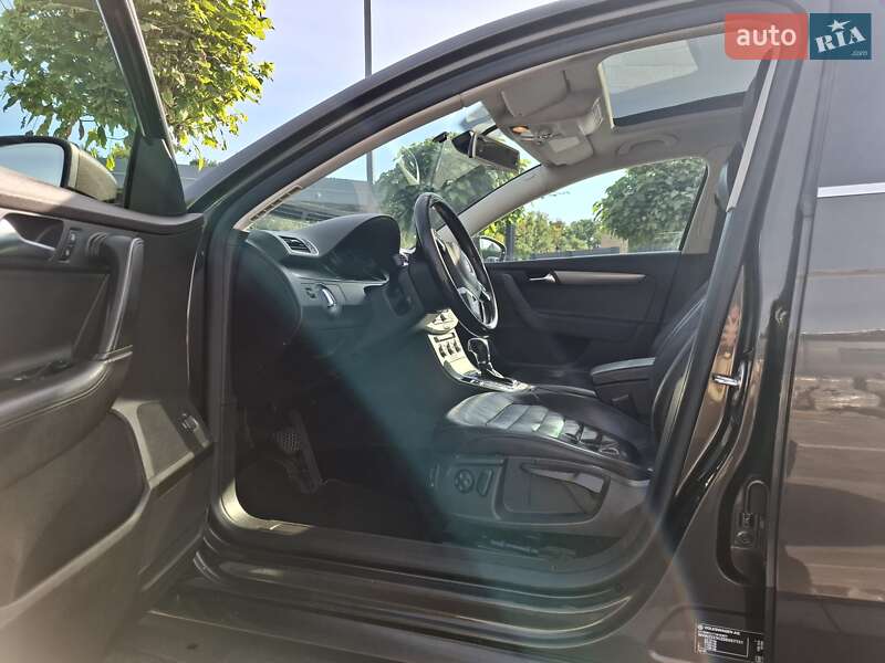 Универсал Volkswagen Passat 2012 в Луцке фото 6 Универсал Volkswagen Passat 2012 в Луцке