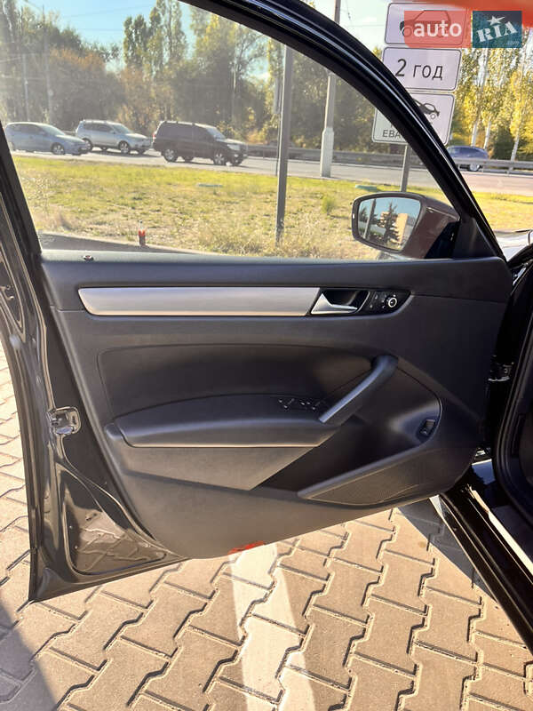 Седан Volkswagen Passat 2014 в Днепре фото 21 Седан Volkswagen Passat 2014 в Днепре