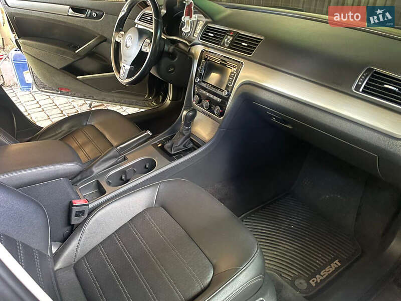 Седан Volkswagen Passat 2014 в Днепре фото 35 Седан Volkswagen Passat 2014 в Днепре