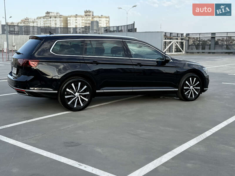 Универсал Volkswagen Passat 2019 в Крюковщине