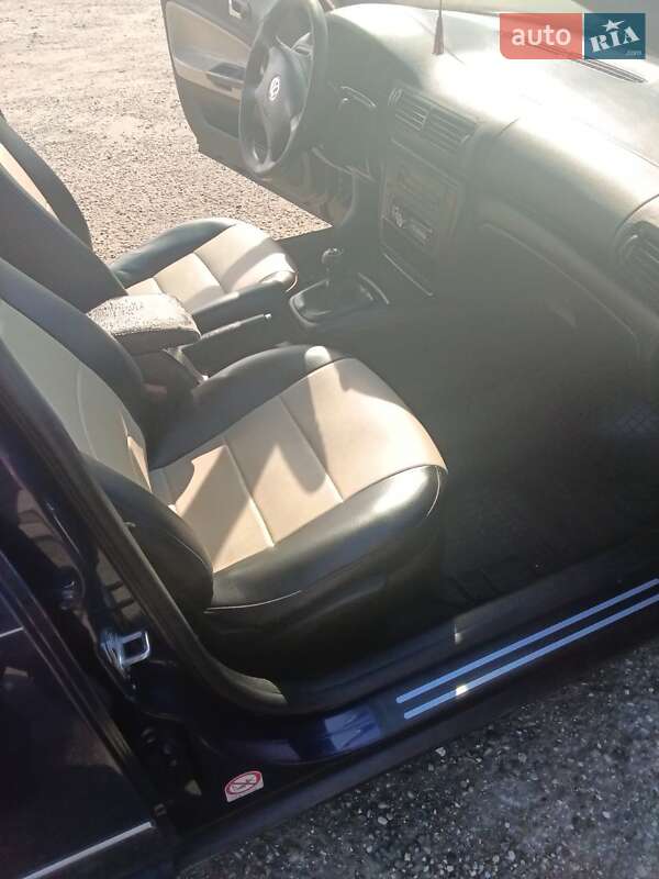 Універсал Volkswagen Passat 2002 в Косові