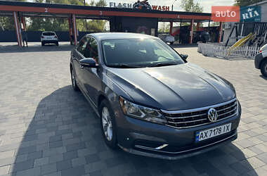 Седан Volkswagen Passat 2017 в Дніпрі