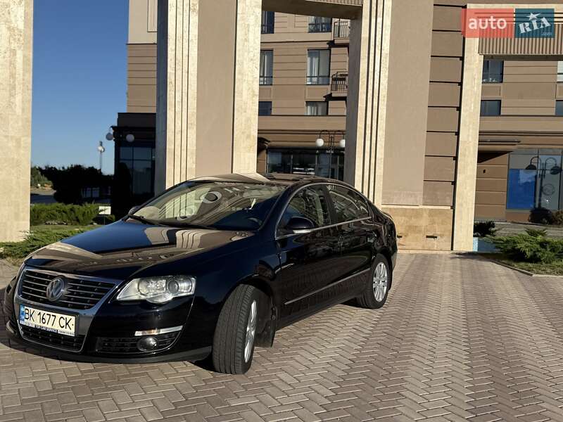 Седан Volkswagen Passat 2008 в Одессе