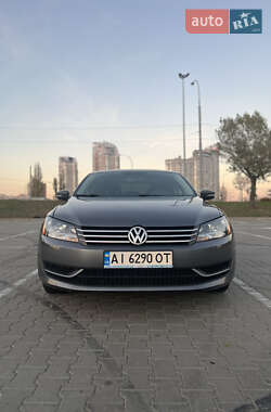 Седан Volkswagen Passat 2012 в 