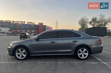 Седан Volkswagen Passat 2012 в 