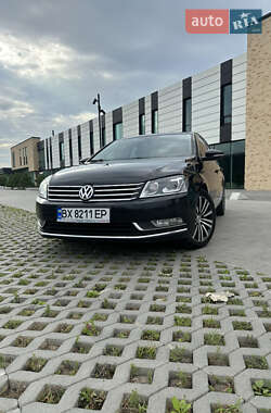 Седан Volkswagen Passat 2014 в Хмельницькому