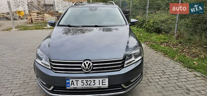 Volkswagen Passat 2013 VIN WVWZZZ3CZEE001135 фото оголошення 3 з 69