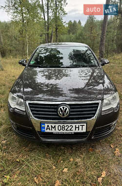 Седан Volkswagen Passat 2009 в Києві