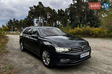 Универсал Volkswagen Passat 2021 в Житомире