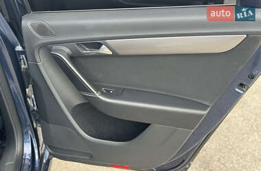 Универсал Volkswagen Passat 2012 в 