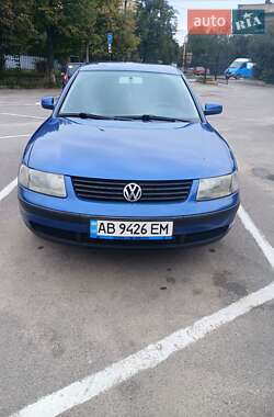 Седан Volkswagen Passat 2000 в Вінниці