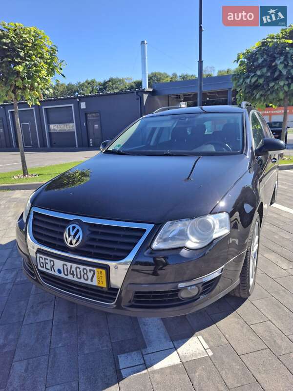 Универсал Volkswagen Passat 2010 в Луцке