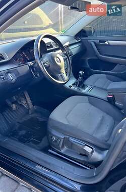 Универсал Volkswagen Passat 2011 в 