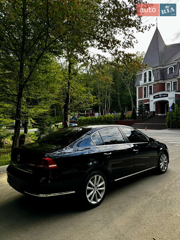 Седан Volkswagen Passat 2011 в Великом Березном