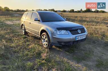 Універсал Volkswagen Passat 2003 в Кам'янському