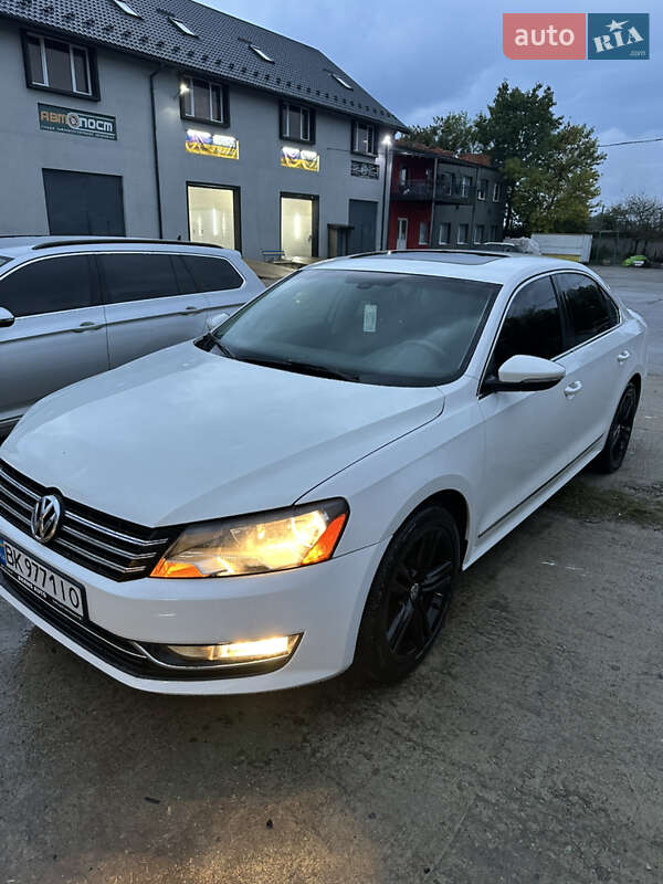 Volkswagen Passat 2011