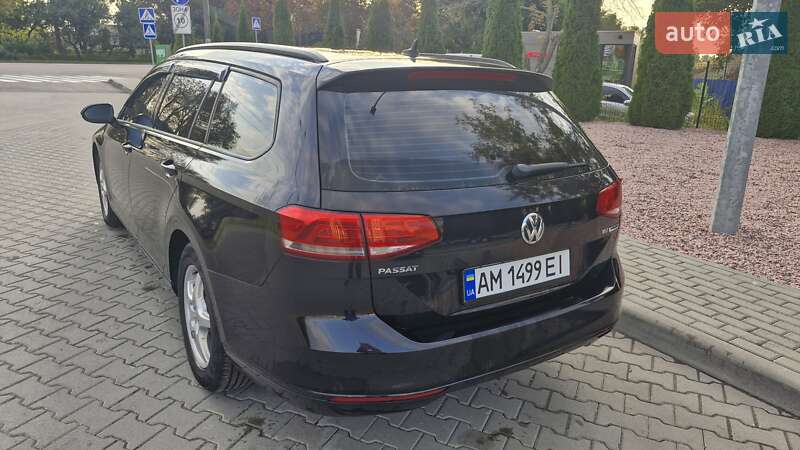 Универсал Volkswagen Passat 2016 в Житомире