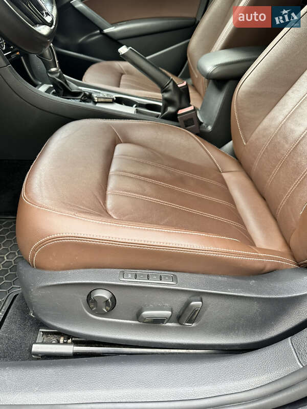 Седан Volkswagen Passat 2020 в Харкові