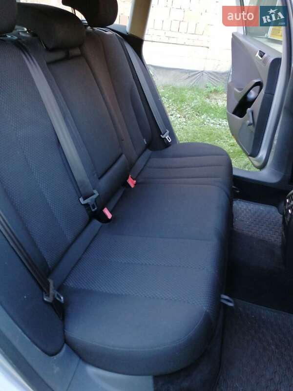 Универсал Volkswagen Passat 2008 в Черновцах