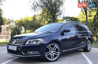 Универсал Volkswagen Passat 2011 в Львове