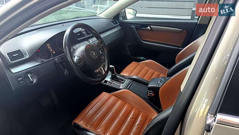 Универсал Volkswagen Passat 2012 в Чернигове