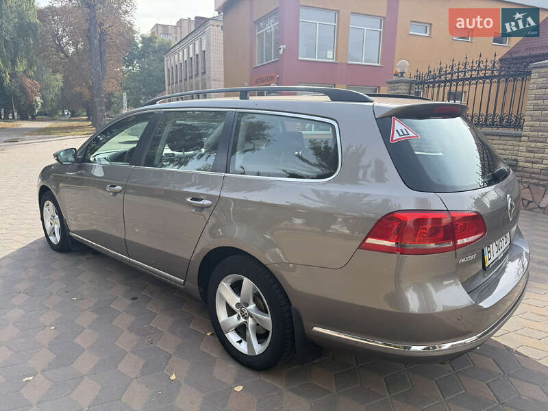 Универсал Volkswagen Passat 2011 в Лубнах
