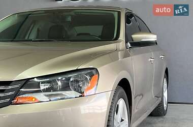 Седан Volkswagen Passat 2014 в Одессе