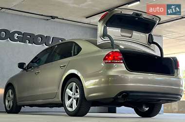 Седан Volkswagen Passat 2014 в Одессе