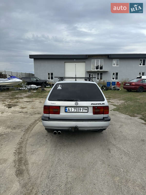 Универсал Volkswagen Passat 1996 в Вышгороде